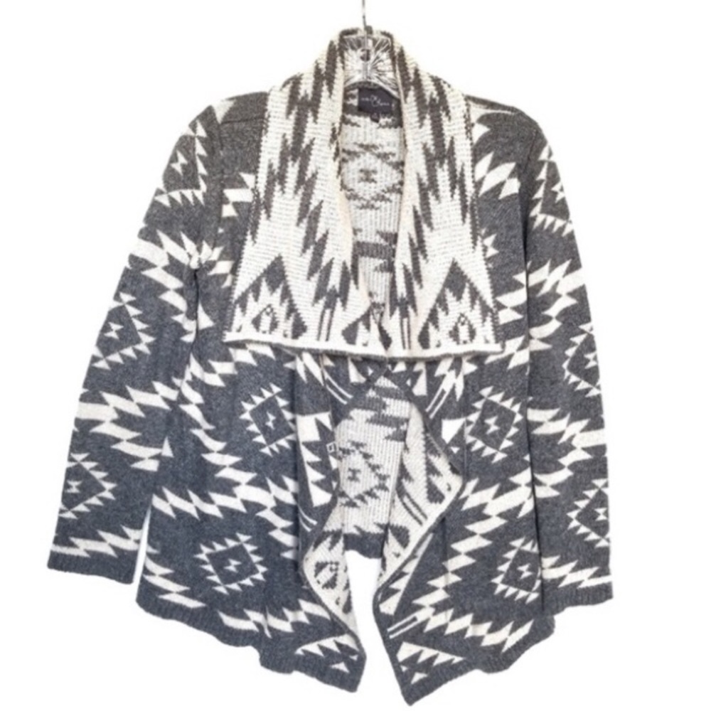 Market & Spruce Aztec Print Sweater (Stitch Fix)